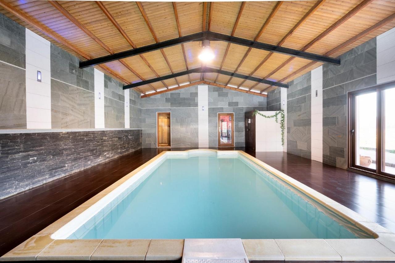 Valdegodos Luxury Valdeorrasヴィラ エクステリア 写真
